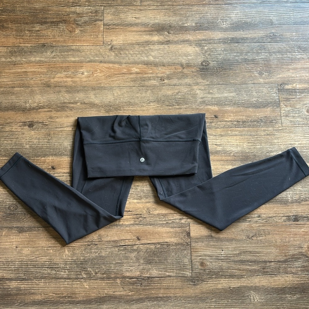 Lululemon Black Align Leggings
Size 10